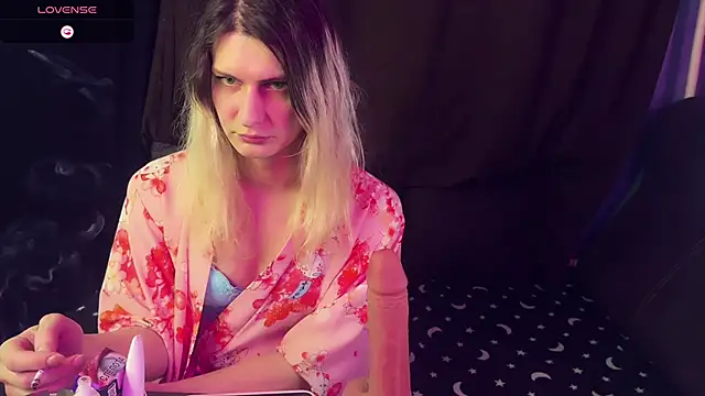 Snapshot of Alice_Pinkhead chatting on March 7, 2025, 3:18 pm Alice Pinkhead online show from March 7, 2025, 3:18 pm