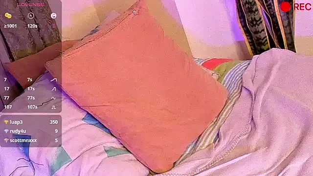 Nicholasrodrii online show from December 10, 2024, 6:22 am