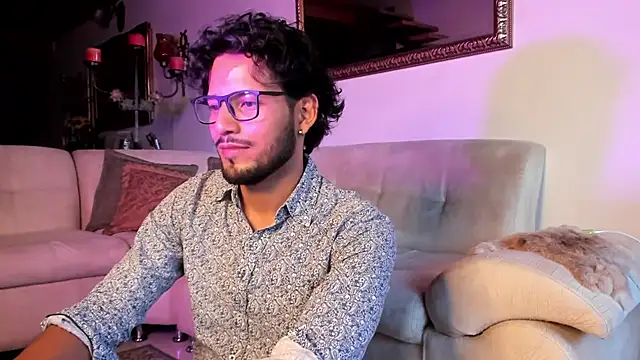 Nicholasrodrii online show from January 30, 2025, 10:41 pm