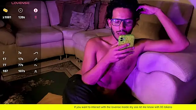 Nicholasrodrii online show from February 7, 2025, 5:52 am