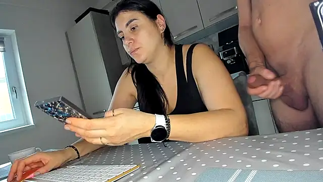 cuplu29 online show from November 19, 2025, 12:38 pm