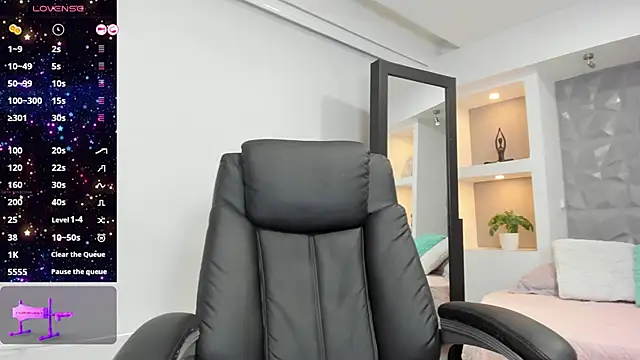 elisa collins online show from December 23, 2024, 5:43 pm