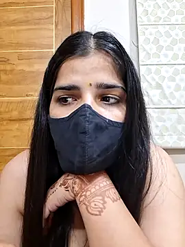 aaliya bhattt online show from October 13, 2025, 2:39 pm