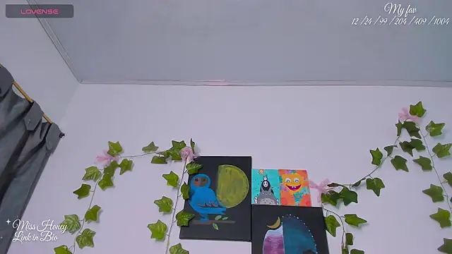 Mxss Honey online show from September 28, 2025, 9:47 am