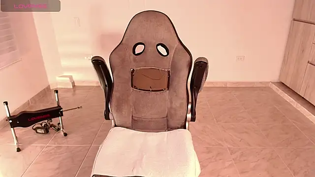 Snapshot of irantzu_hank chatting on September 24, 2025, 7:39 pm irantzu hank online show from September 24, 2025, 7:39 pm