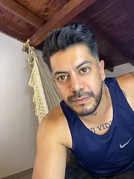 AndresSmith   online show from May 27, 2026, 12:07 am