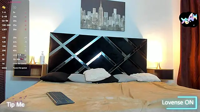 nakedfoam1 online show from April 3, 2026, 3:15 am