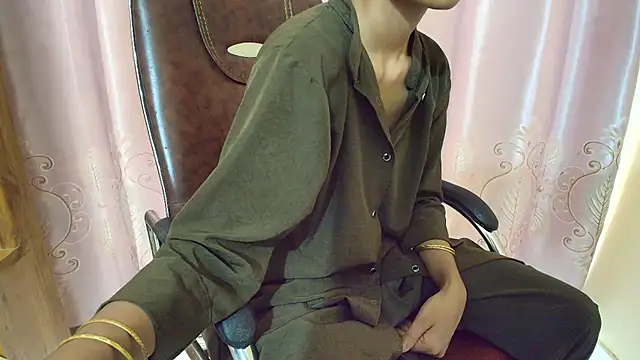 Srabontii online show from September 27, 2025, 7:13 am