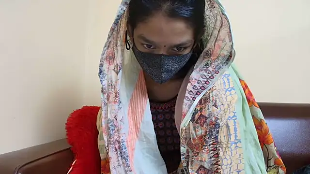 Srabontii online show from December 2, 2025, 12:16 am