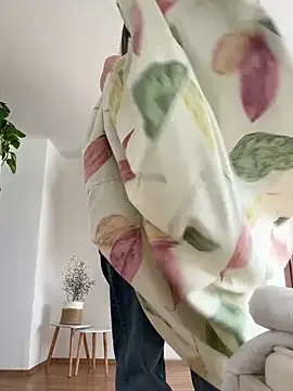 Milla  one online show from March 5, 2025, 11:17 am