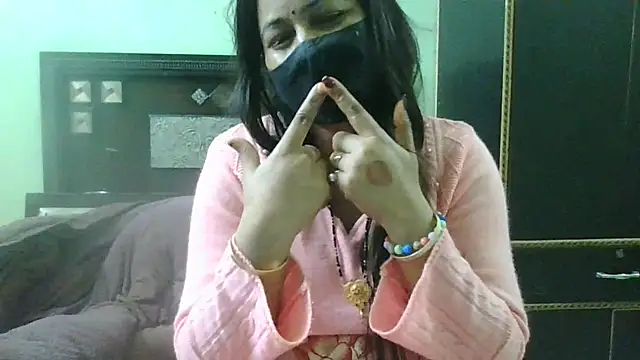 couplesuni online show from January 28, 2025, 11:28 am