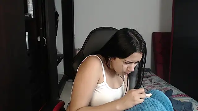 kayla k18 online show from February 22, 2025, 11:24 pm