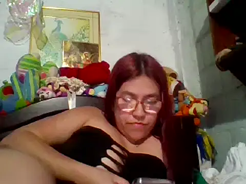 dafne19  online show from December 15, 2024, 5:23 am