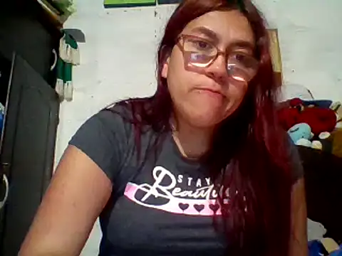 dafne19  online show from December 30, 2024, 2:42 am