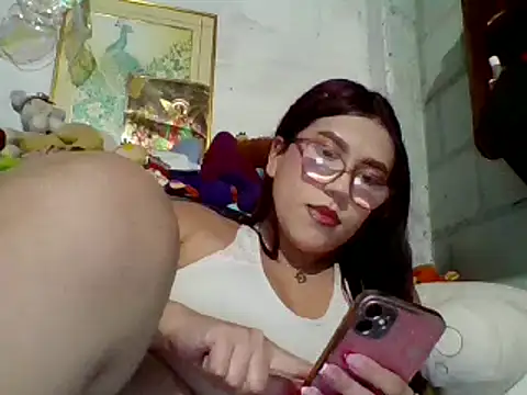 dafne19  online show from February 19, 2025, 3:50 am