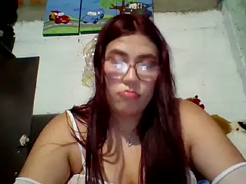 dafne19  online show from February 19, 2025, 6:55 am