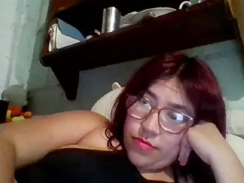 dafne19  online show from March 9, 2025, 7:34 am