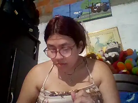 dafne19  online show from March 12, 2025, 3:24 am