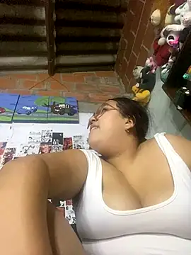 dafne19  online show from December 20, 2025, 5:14 am