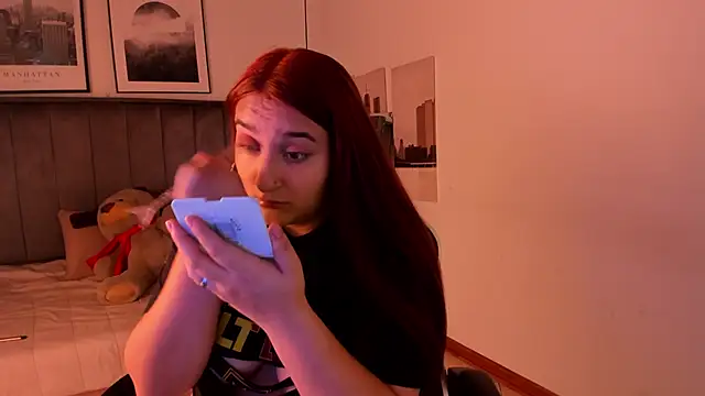 Snapshot of Alaia_Cute chatting on January 9, 2025, 2:01 am Alaia Cute online show from January 9, 2025, 2:01 am