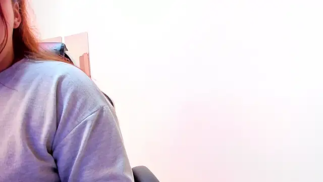 Snapshot of Alaia_Cute chatting on March 10, 2025, 9:10 am Alaia Cute online show from March 10, 2025, 9:10 am