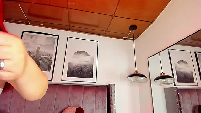 Alaia Cute online show from November 21, 2025, 3:49 am