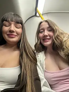 Sophie Avory online show from March 30, 2026, 5:25 pm