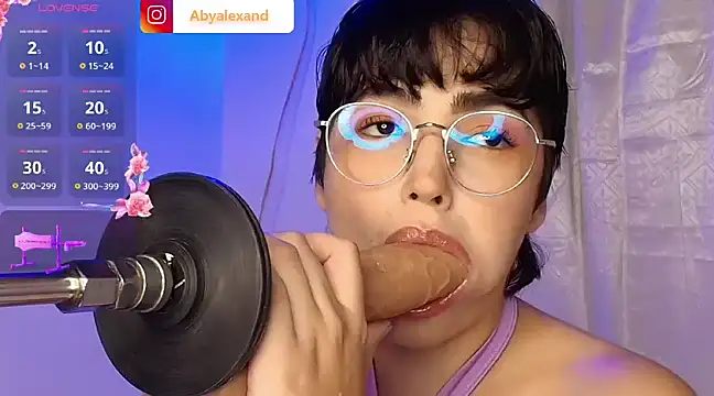 Snapshot of baby_alexx chatting on December 2, 2024, 6:20 am baby alexx online show from December 2, 2024, 6:20 am