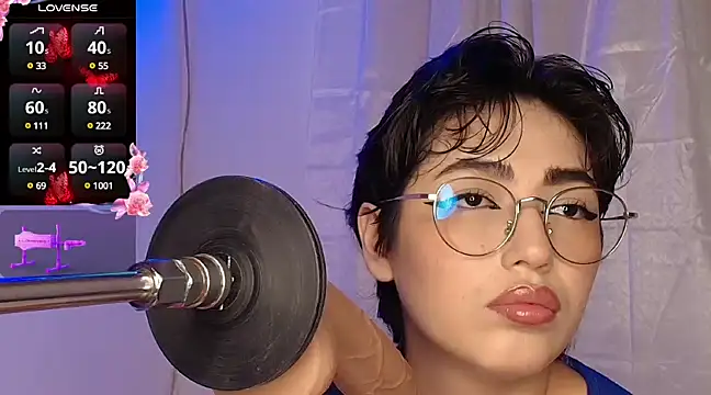 Snapshot of baby_alexx chatting on December 6, 2024, 8:48 am baby alexx online show from December 6, 2024, 8:48 am