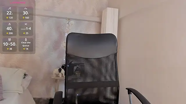 CyntiaAdams online show from January 14, 2025, 4:18 pm