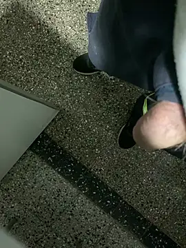 Julian 23312 online show from April 21, 2026, 5:36 am