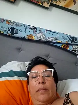 katysquirtdirty online show from April 7, 2026, 10:09 pm