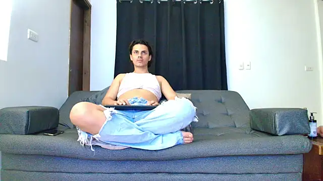 Snapshot of MissPrestige chatting on June 17, 2026, 5:10 am MissPrestige online show from June 17, 2026, 5:10 am