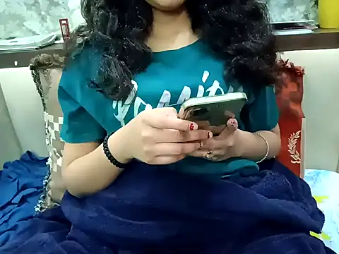 GoldnessAishu online show from December 20, 2024, 5:40 pm