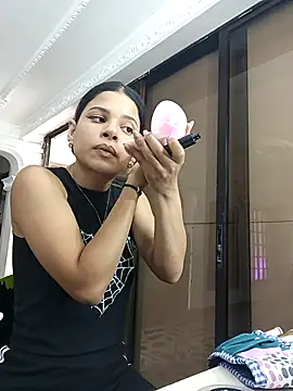 Snapshot of LadyAvalon chatting on October 8, 2025, 6:16 pm LadyAvalon online show from October 8, 2025, 6:16 pm