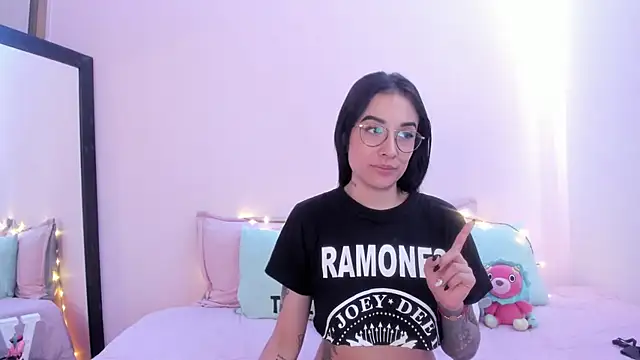 ValeriaCox online show from January 12, 2025, 4:18 pm