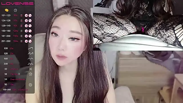 Snapshot of jessie116 chatting on December 10, 2024, 1:44 pm jessie116 online show from December 10, 2024, 1:44 pm