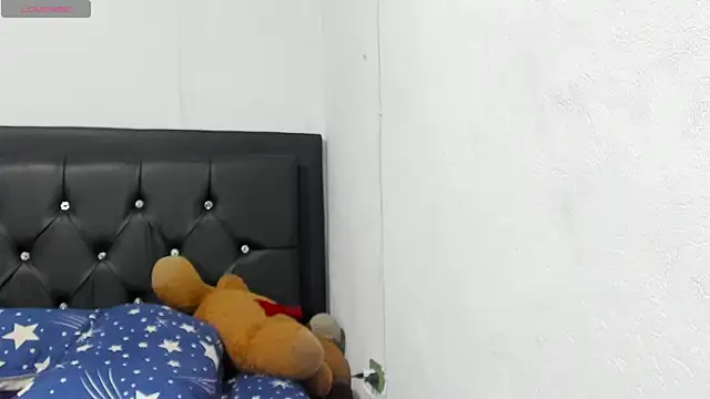 Snapshot of Natassha_brown1 chatting on October 7, 2025, 1:25 am Natassha brown1 online show from October 7, 2025, 1:25 am