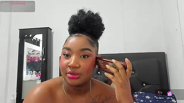 Snapshot of Natassha_brown1 chatting on October 12, 2025, 2:21 am Natassha brown1 online show from October 12, 2025, 2:21 am