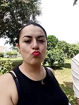 Lesly 10- online show from September 25, 2025, 5:49 pm