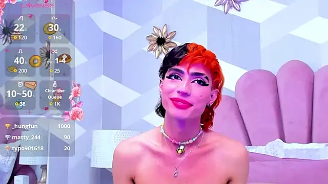 KylieMonnett online show from February 17, 2025, 2:48 pm