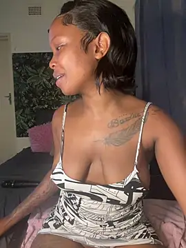 InkLady444 online show from December 22, 2024, 7:52 pm