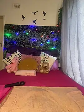 InkLady444 online show from February 9, 2025, 4:25 am