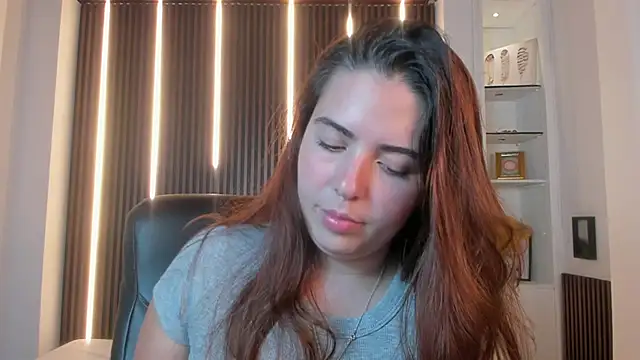 Lyssa Muller online show from October 27, 2025, 7:18 pm