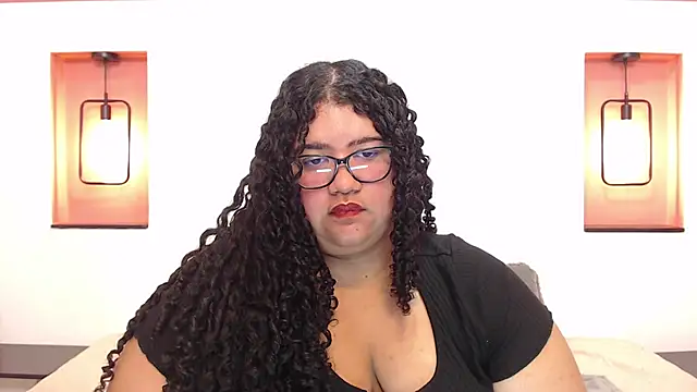 Miley Collins online show from December 27, 2024, 5:59 pm