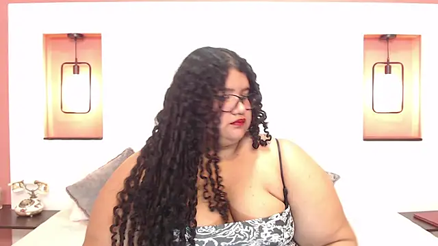 Miley Collins online show from January 14, 2025, 9:20 pm