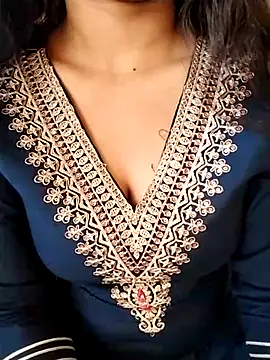 Sweetlovvexh online show from February 12, 2025, 6:29 am