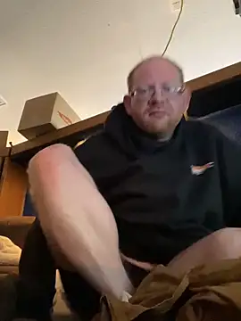 theoneandonlyniko online show from April 4, 2026, 6:38 pm