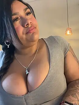 Snapshot of _Dulcinea_1 chatting on June 1, 2026, 3:52 am Dulcinea 1 online show from June 1, 2026, 3:52 am