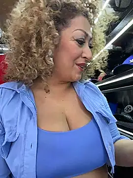 Snapshot of Katti_Barrera chatting on July 24, 2026, 7:12 pm Katti Barrera online show from July 24, 2026, 7:12 pm